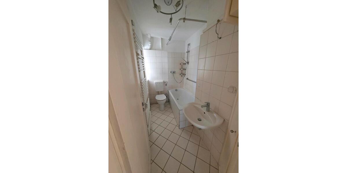 Etagenwohnung Darmstadt Bessungen - 2 Zimmer, 50 m&sup2;, 1.250&euro; | Angebot:25923511