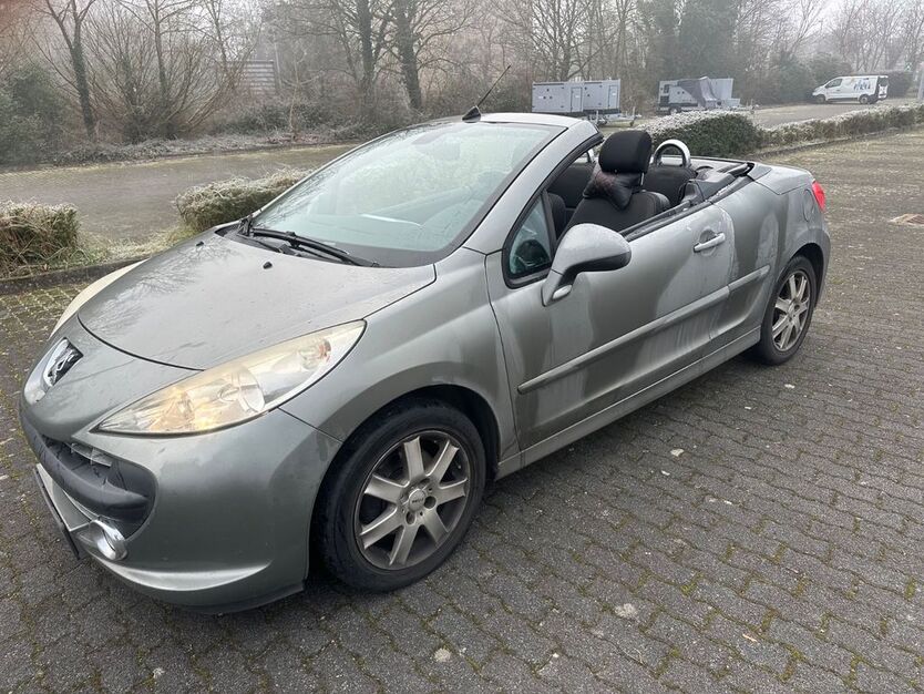 Peugeot 207 160.000 km 1.990 € Hanau 63452