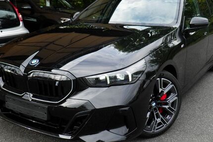BMW i5 5.699 km 85.299 &euro; Frankfurt am Main 60435