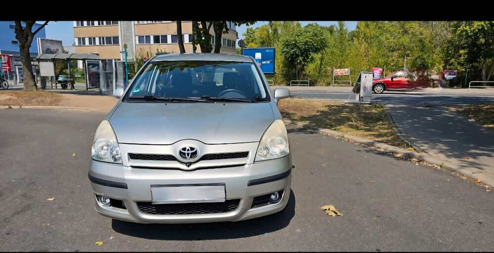 Corolla Verso