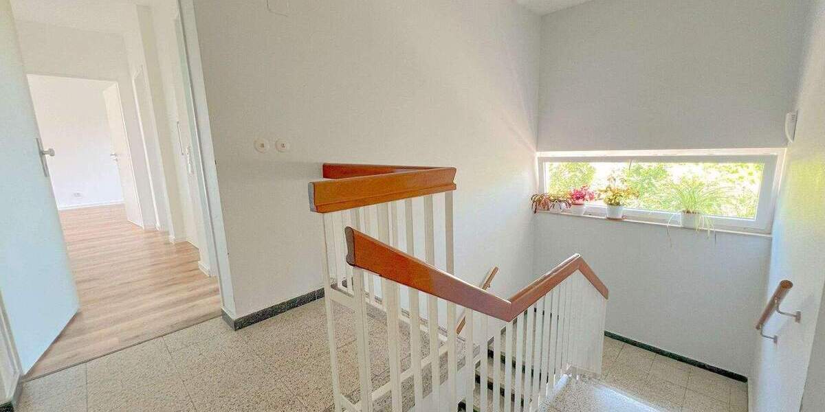 Etagenwohnung Schwalbach am Taunus - 3 Zimmer, 75 m&sup2;, 299.000&euro; | Angebot:25744793