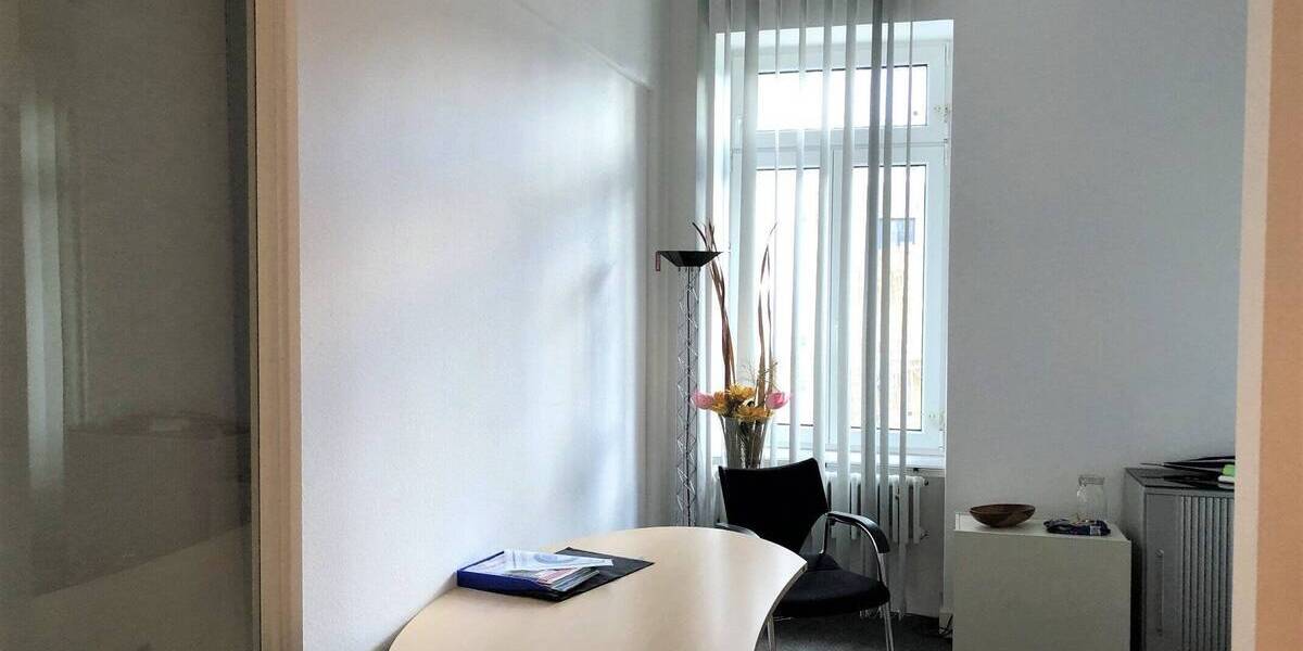 Gewerbeobjekt Friedberg - 4 Zimmer, 142 m&sup2;, 699.000&euro; | Angebot:25691940