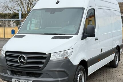 Mercedes-Benz Sprinter 180.000 km 23.999 &euro; Maintal OT Dörnigheim 63477