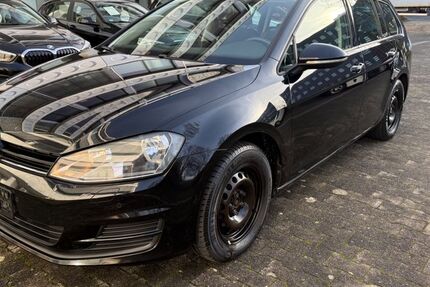 VW Golf 133.120 km 9.990 &euro; Rüsselsheim 65428
