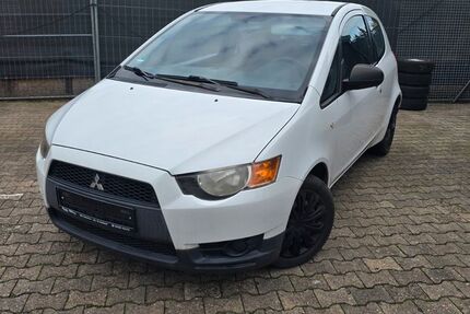 Mitsubishi Colt 124.013 km 3.200 &euro; Hanau 63456