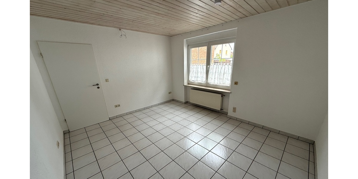 Eschborn: Großzügigkeit und ein außergewöhnliches Wohngefühl für Paare oder die kleine Familie - Etagenwohnung Eschborn | Angebot:27350244