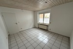 Eschborn: Großzügigkeit und ein außergewöhnliches Wohngefühl für Paare oder die kleine Familie - Etagenwohnung Eschborn | Angebot:27350244