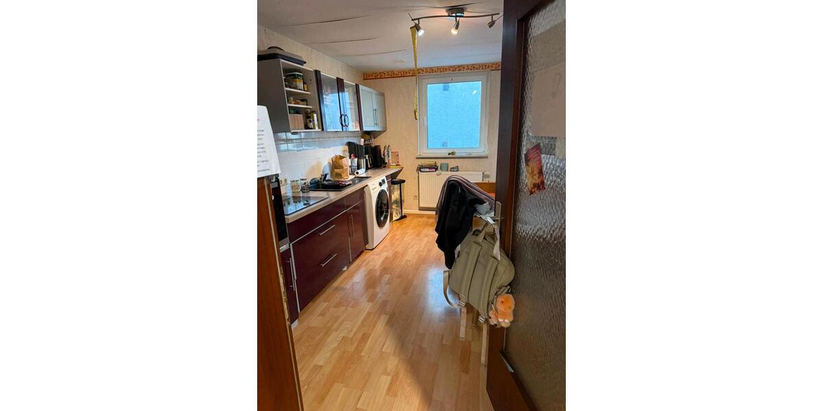 Etagenwohnung Gründau - 4 Zimmer, 100 m&sup2;, 900&euro; | Angebot:26321018