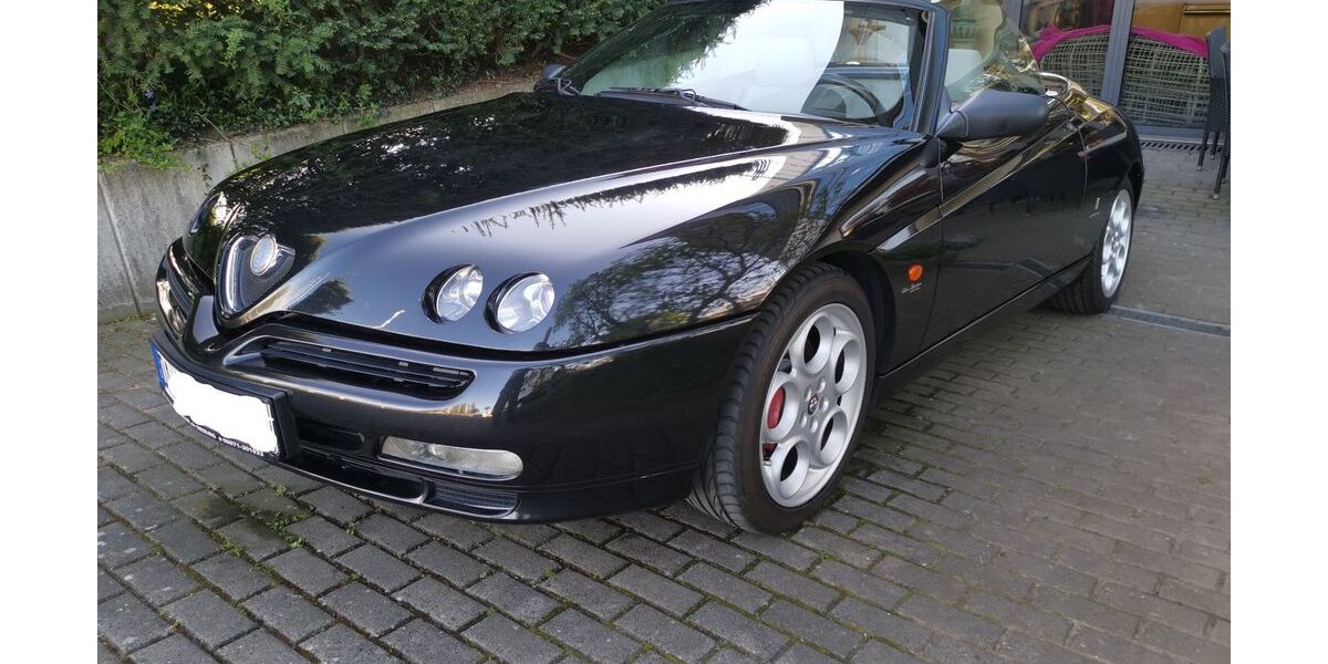 Alfa Romeo Spider 82.000 km 18.900 &euro; Münster (Hessen) 64839