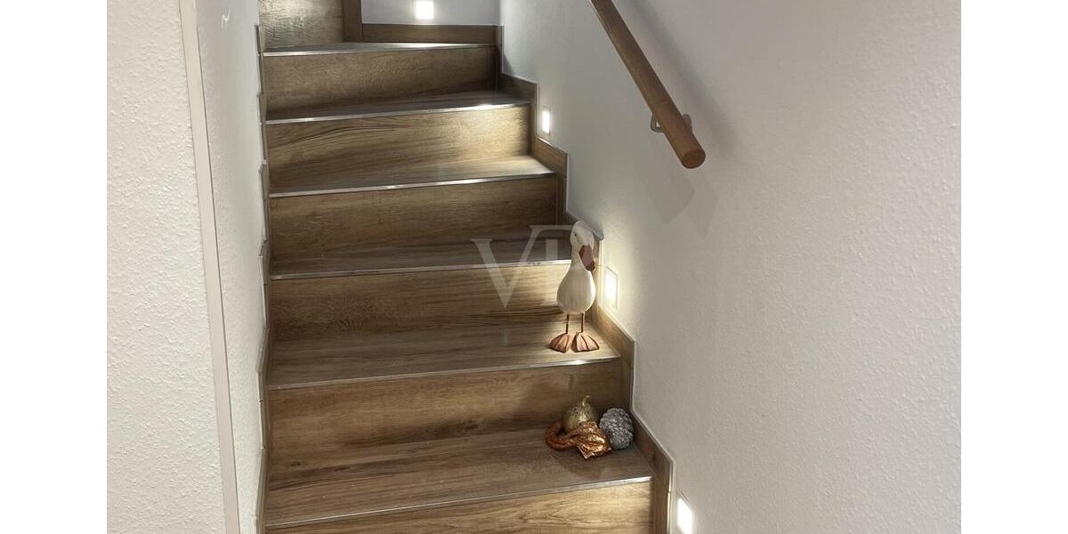 VON POLL BAD HOMBURG: Erstbezug, direkt am Kirdorfer Feld: die ideale Wohnung für Zwei 3.5 zimmer