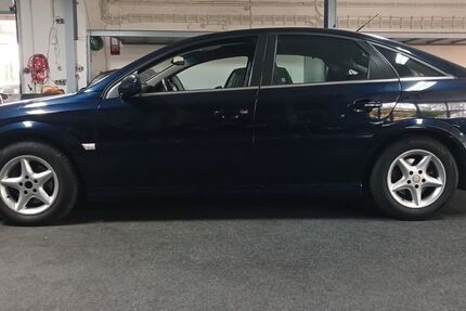 Opel Vectra 124.500 km 4.990 &euro; Rüsselsheim 65428