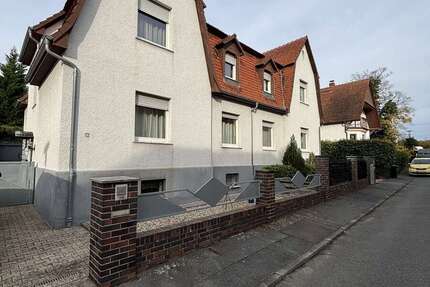 Haus zum Kaufen in Darmstadt 1.100.000 € 202 m² 10 zimmer