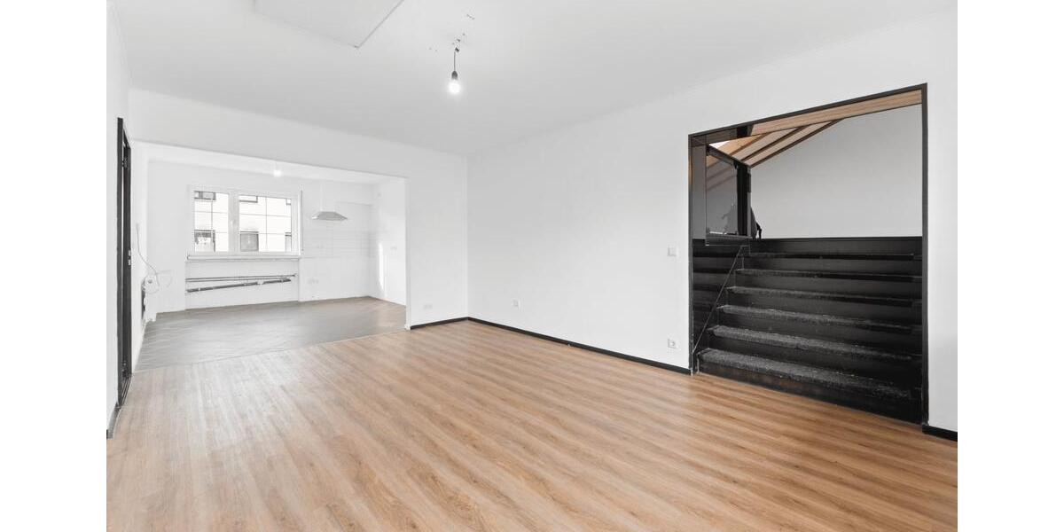 Maisonettenwohnung Bruchköbel - 6 Zimmer, 155 m&sup2;, 1.770&euro; | Angebot:26349282