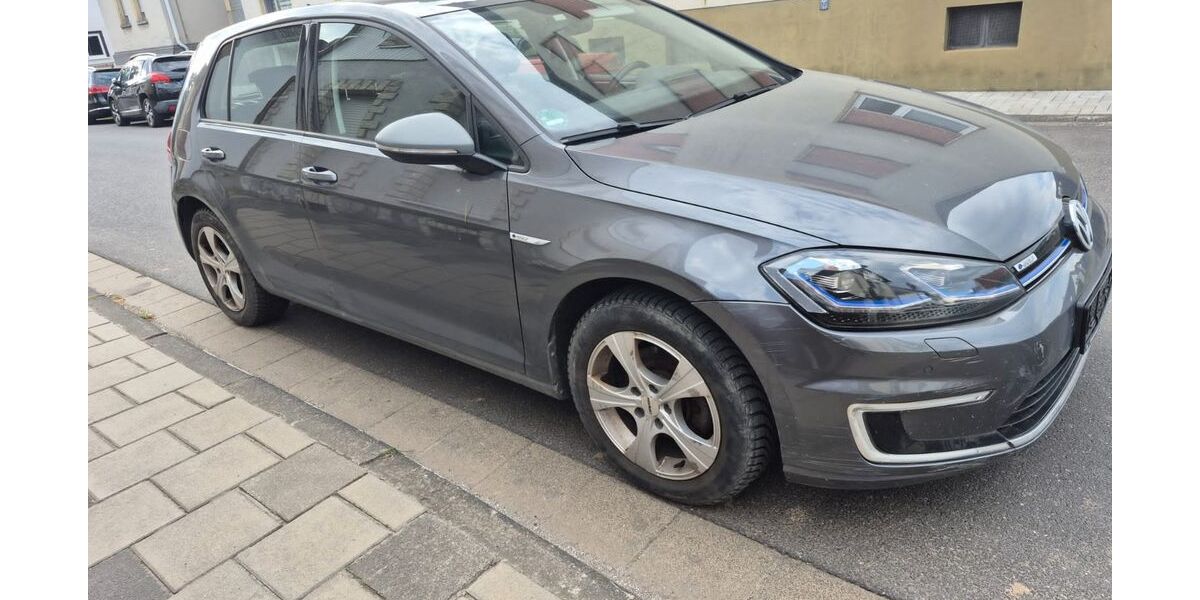 VW Golf 70.000 km 11.300 &euro; karben 61194