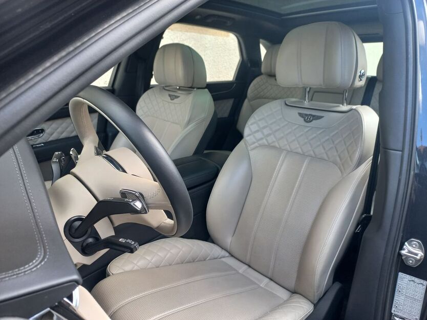 Bentley Bentayga 105.300 km 76.999 € Frankfurt 65933