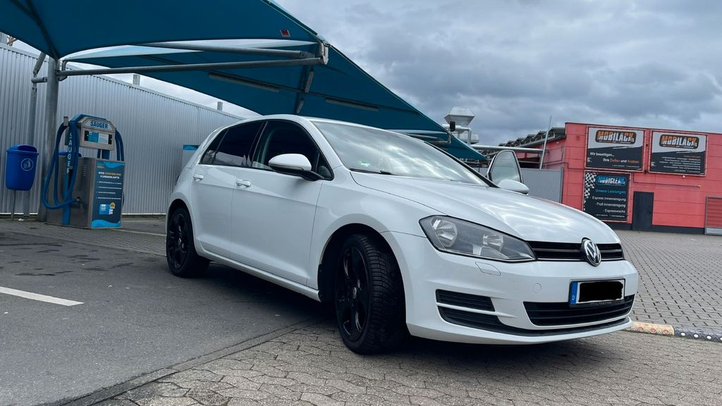 VW Golf 325.000 km 5.900 &euro; Raunheim 65479