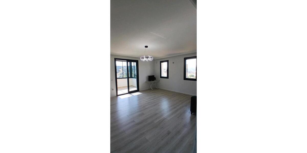 Doppelhaushälfte Frankfurt am Main Ostend - 4 Zimmer, 120 m&sup2;, 185.000&euro; | Angebot:27006075