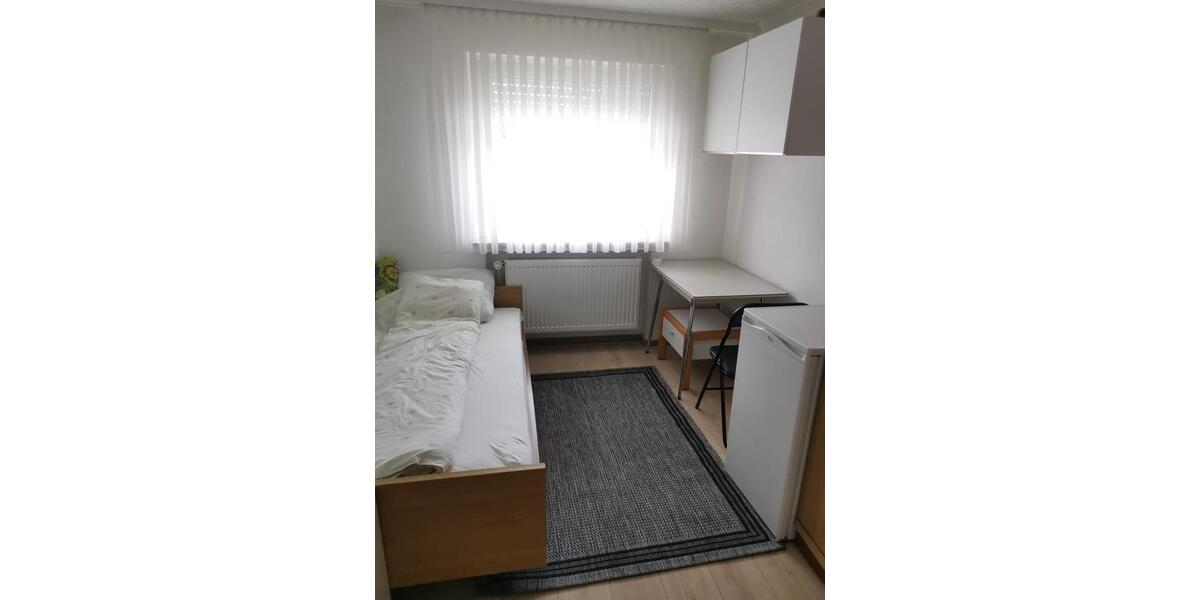 Ein Zimmer WG zu vermieten 1 zimmer