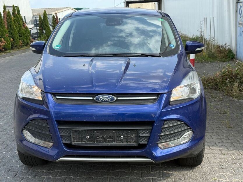 Ford Kuga 122.340 km 9.900 € Kelkheim 65779