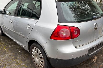 VW Golf 249.949 km 690 &euro; Rodenbach 63517