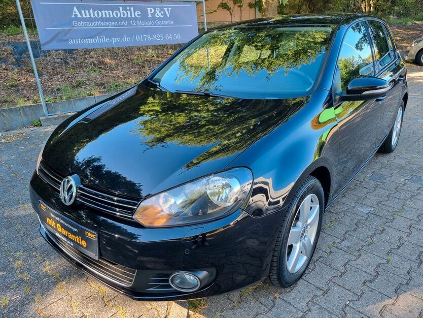 VW Golf 91.414 km 7.890 € Hattersheim 65795
