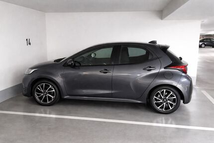 Toyota Yaris 22.000 km 20.500 &euro; Frankfurt am Main 60435