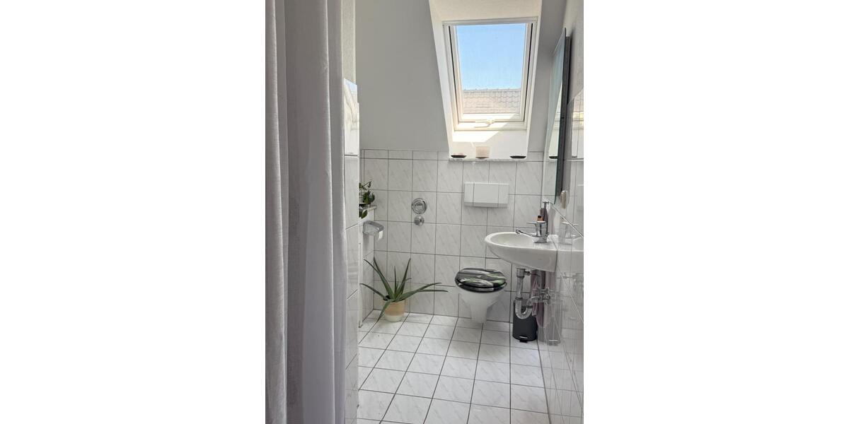 Dachgeschoßwohnung Münster (Hessen) - 3 Zimmer, 81 m&sup2;, 1.000&euro; | Angebot:26272083