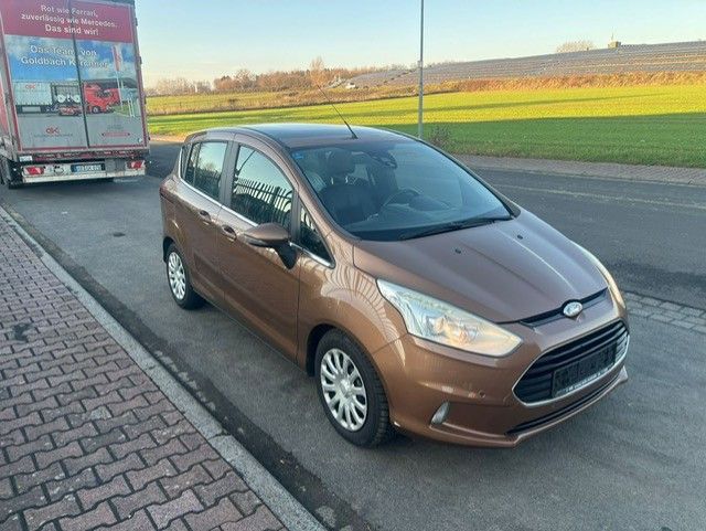 Ford B-Max 176.826 km 4.900 &euro; Hanau 63452