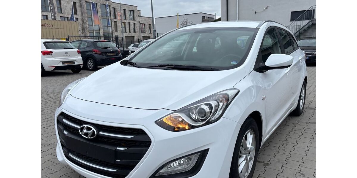 Hyundai i30 85.000 km 9.350 &euro; Kelkheim 65779