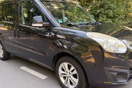 Opel Combo 190.000 km 5.699 &euro; Rossdorf 64380