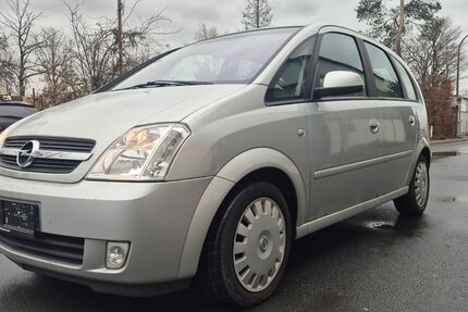 Opel Meriva 95.000 km 800 &euro; Maintal 63477