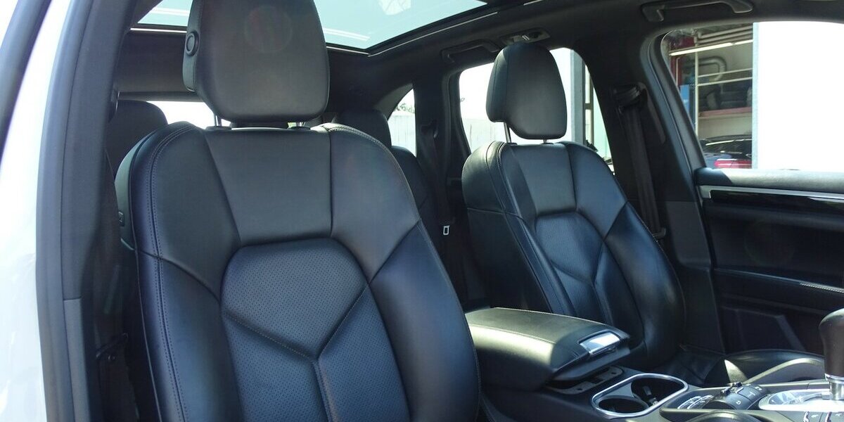 Porsche Cayenne S 4,2l Diesel Pano, Navi, 21 Zoll, Standhe 229.443 km 22.990 &euro; Rodgau 63110