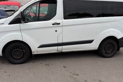 Ford Transit Custom 218.000 km 10.390 &euro; Dreieich 63303