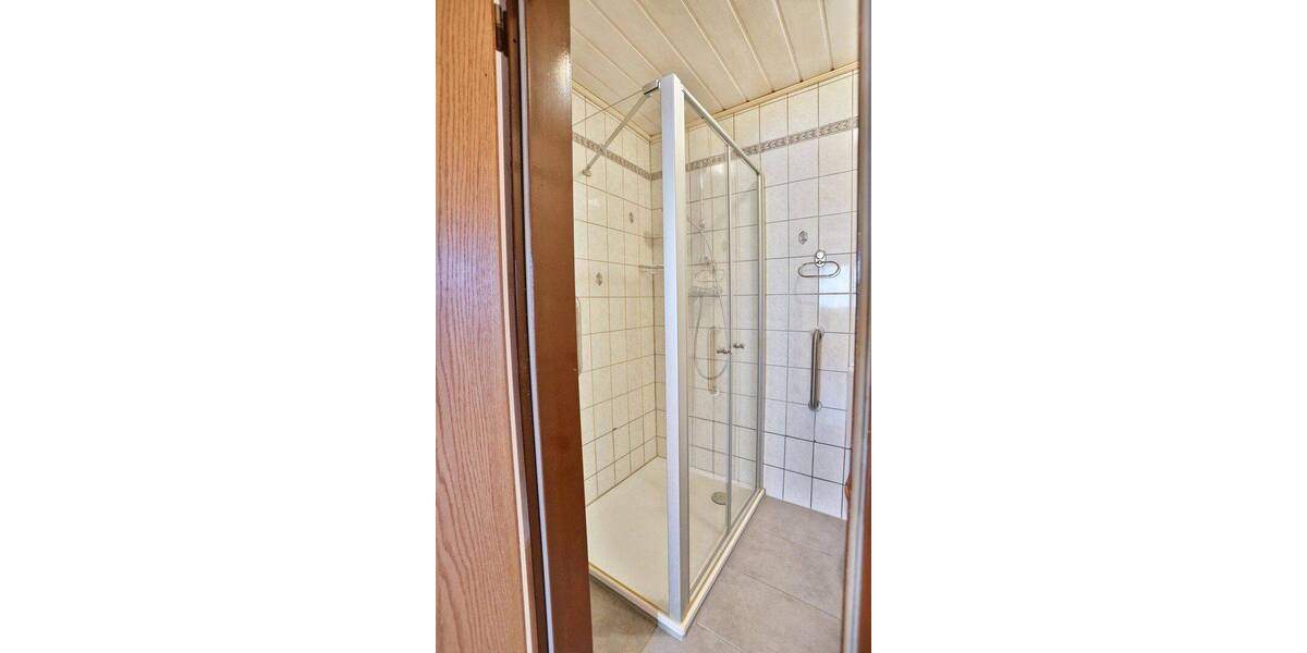 Einfamilienhaus Freigericht Somborn - 8 Zimmer, 130 m&sup2;, 379.000&euro; | Angebot:26857704