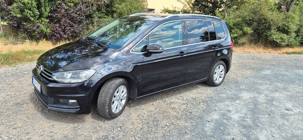 VW Touran 243.000 km 15.000 &euro; Mühlheim am Main 63165