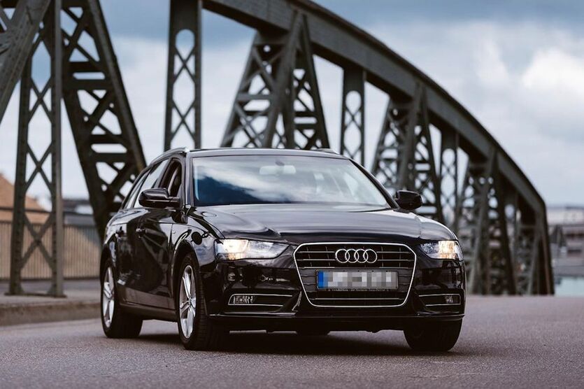 Audi A4 97.540 km 11.500 € Frankfurt am Main 60594