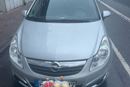 Opel Corsa 123.000 km 3.800 &euro; Frankfurt 60437