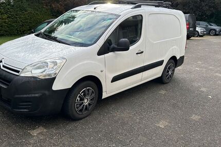 Citroen Berlingo 276.000 km 5.200 € Steinbach 61449