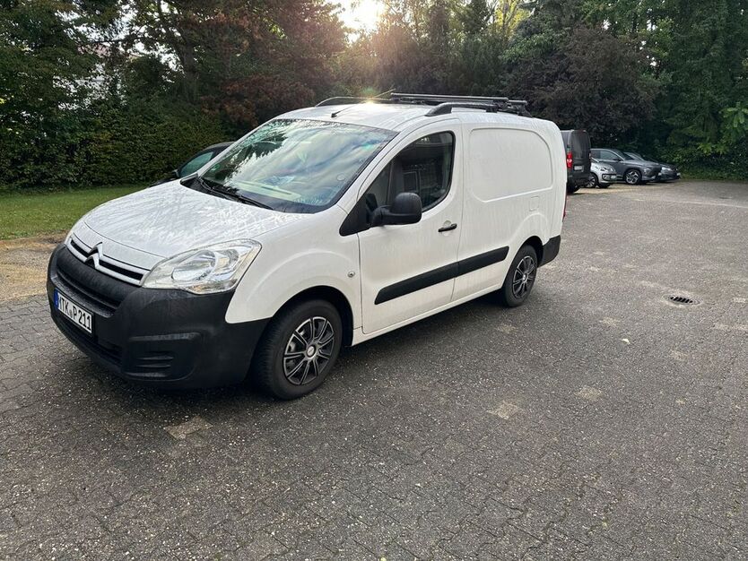 Citroen Berlingo 276.000 km 5.200 € Steinbach 61449