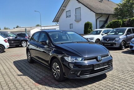 VW Polo 1,0 TSI Life DSG, Klima, LED, PDC, Carplay 17.200 km 17.990 &euro; Rodgau 63110