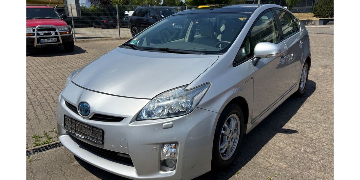 Toyota Prius 260.120 km 5.499 &euro; Hanau 63452