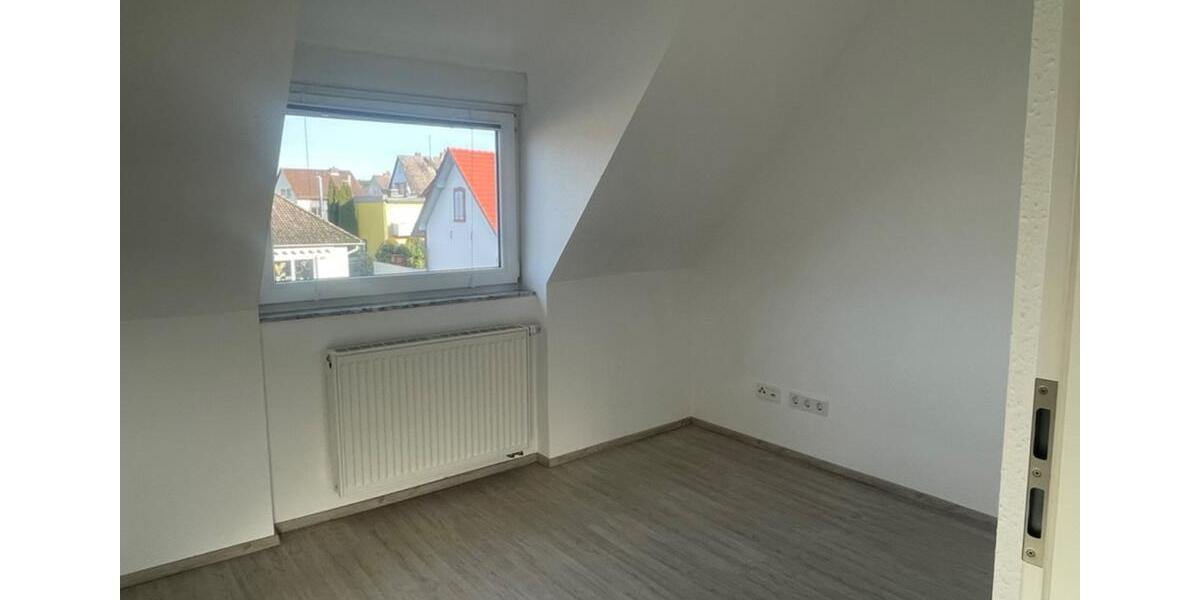 Reihenhaus Bad Homburg vor der Höhe Gonzenheim - 4 Zimmer, 110 m&sup2;, 1.950&euro; | Angebot:24721668