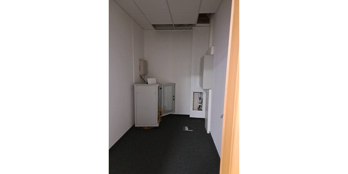 Gewerbeobjekt Oberursel - 5 Zimmer, 257 m&sup2;, 2.549&euro; | Angebot:25776590