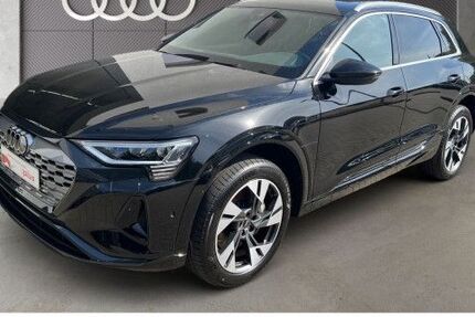 Audi Q8 e-tron 47.374 km 46.450 &euro; Frankfurt am Main 60326