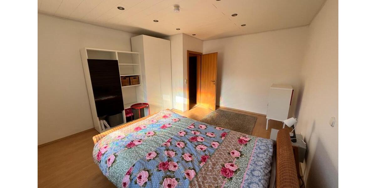 Bungalow Niddatal - 9 Zimmer, 292 m&sup2;, 649.000&euro; | Angebot:27242860