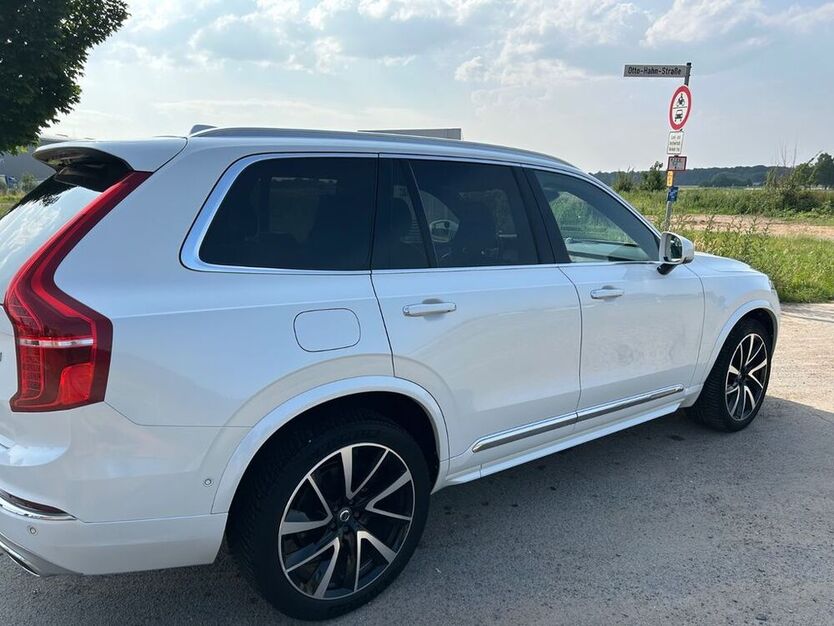 XC90