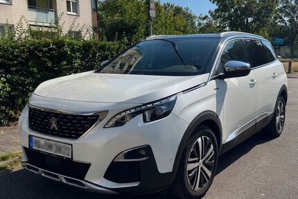 Peugeot 5008 124.000 km 19.500 &euro; Hanau 63452