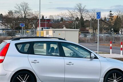 Hyundai i30 124.450 km 6.000 &euro; Hofheim 65719