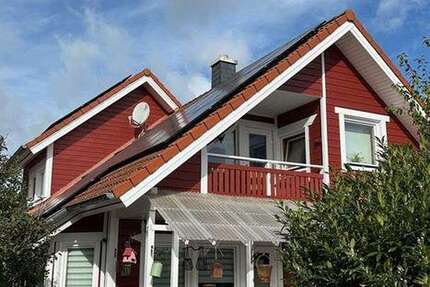 Haus zum Mieten in Schöneck 1.985 € 165 m² 4 zimmer