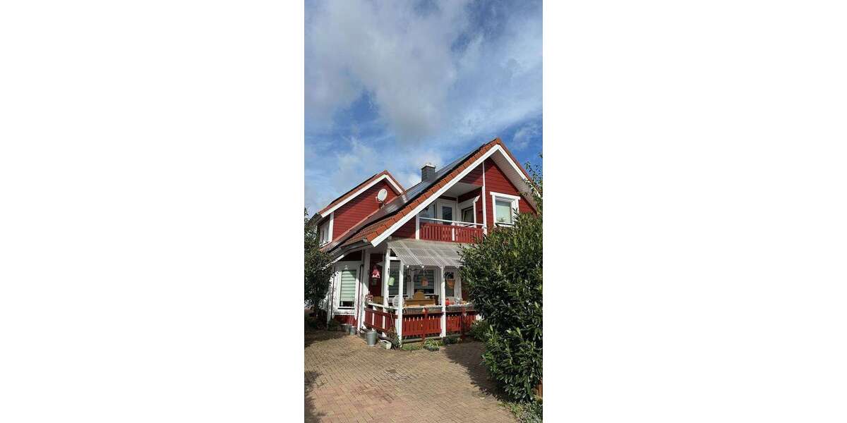 Haus zum Mieten in Schöneck 1.985 € 165 m² 4 zimmer